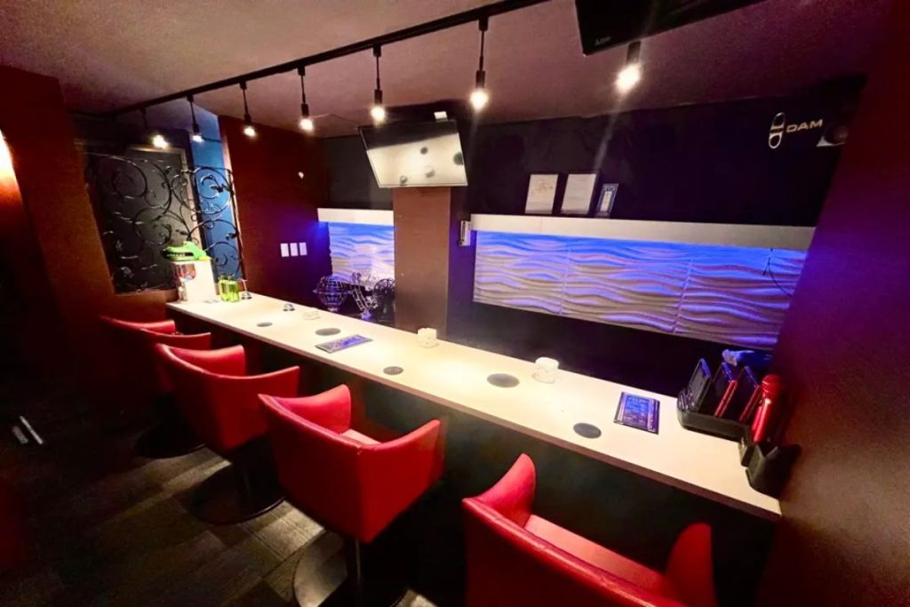 三軒茶屋で自分だけの隠れ家を見つける！注目のコンセプトカフェ5選