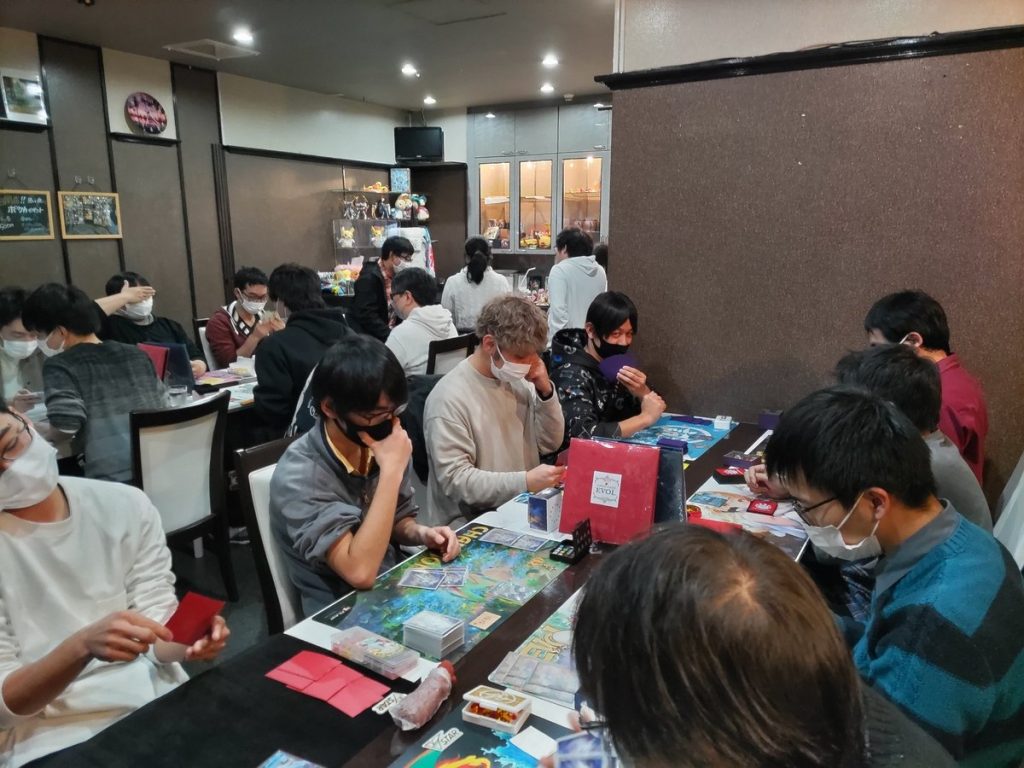 GAME CAFE EVOL（ゲームカフェ エヴォル）